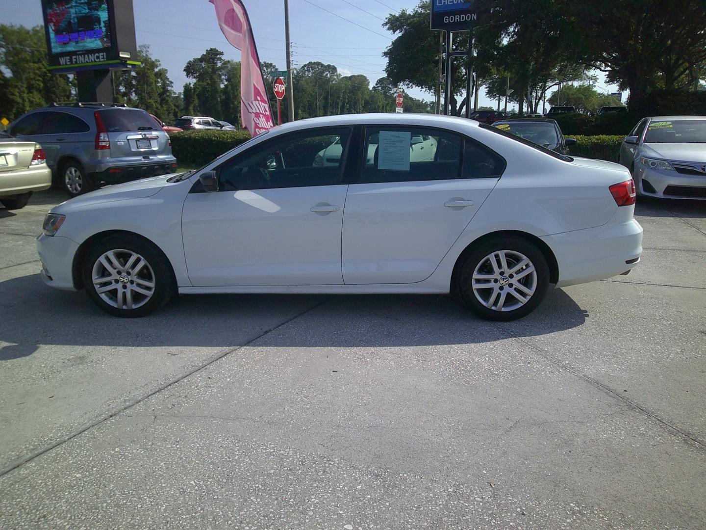 2015 WHITE VOLKSWAGEN JETTA S (3VW2K7AJ3FM) , located at 390 Hansen Avenue, Orange Park, FL, 32065, (904) 276-7933, 30.130497, -81.787529 - Photo#4